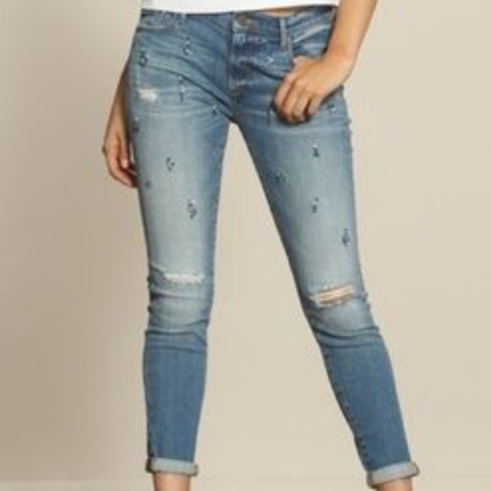 Driftwood classic fit beau studded denim!
